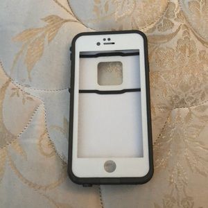 White Lifeproof iPhone 6s case